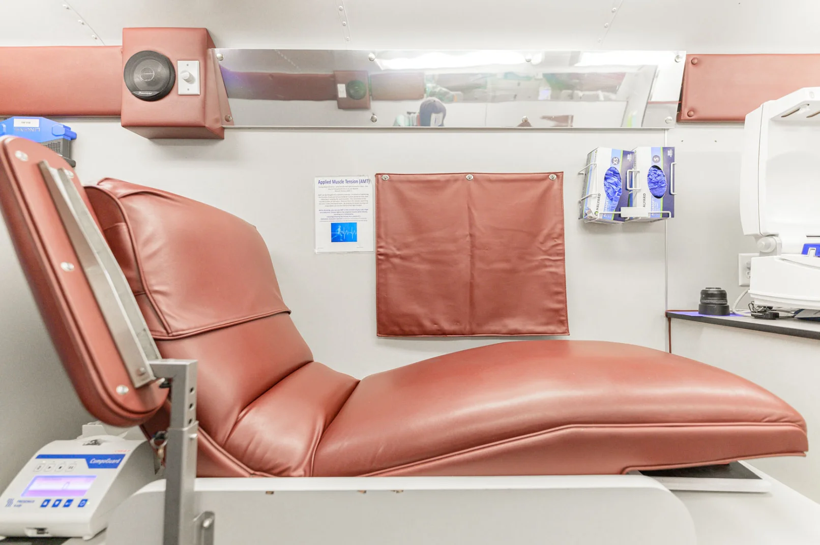 empty blood mobile bed